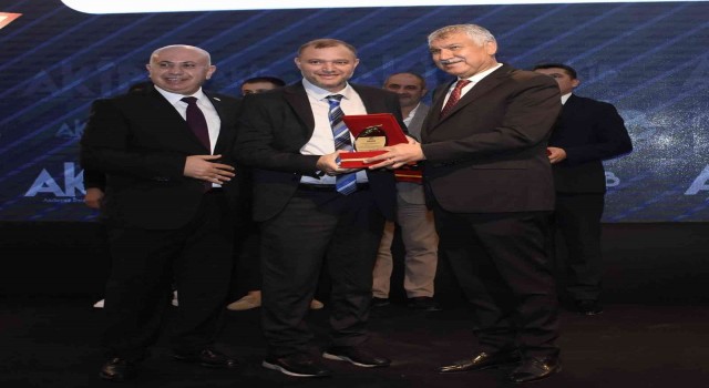 ASHİB, Adananın hayvansal gıda ihracatı şampiyonlarını ödüllendirdi