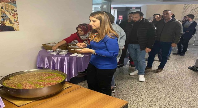 Avukatlardan aşure etkinliği