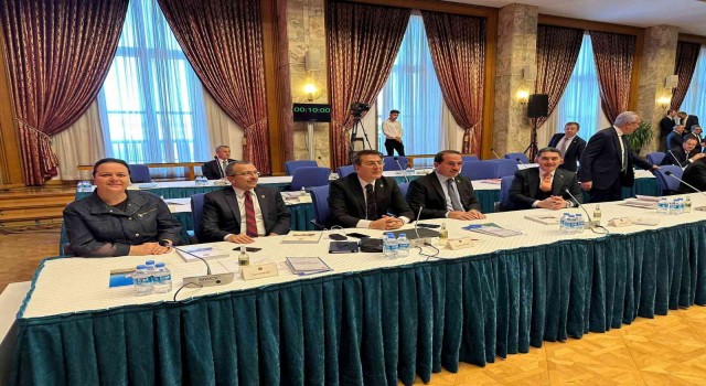 Aydemir: ‘Cumhuriyeti yükseklerde tutan bir yapıyız