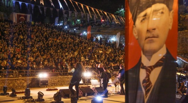 Aydında Cumhuriyet Bayramı coşkusu başladı