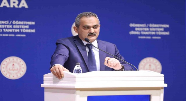 Bakan Özer: “41 şehidimizin çocuklarının eğitim masraflarını üstleneceğiz”