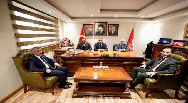 Bakan Özer Kocaelinde
