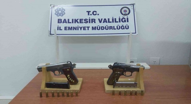 Balıkesirde aranan 22 şahıstan 12si tutuklandı