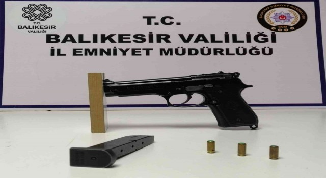 Balıkesirde jandarma ve polisten asayiş operasyonu