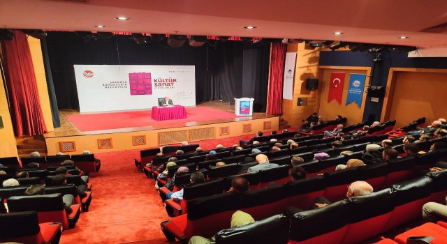 Balkanlardan Göç hikayesi AKMde konuşuldu