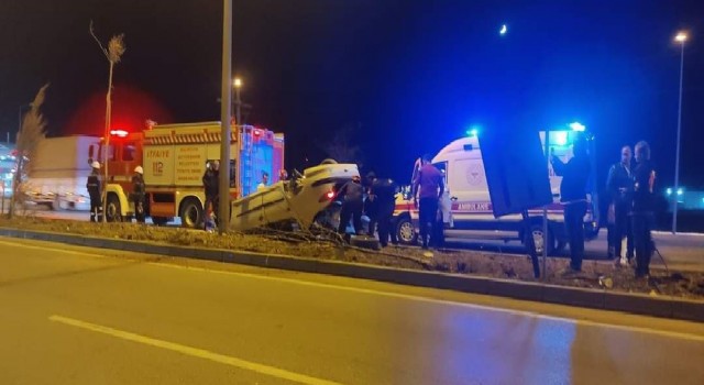 Bandırmada araç takla attı; 1 kişi yaralı