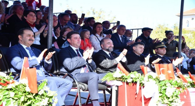 Bandırmada Cumhuriyetin 99. yıl dönümü coşkuyla kutlandı