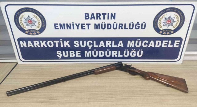 Bartında uyuşturucu operasyonu: 5 tutuklama