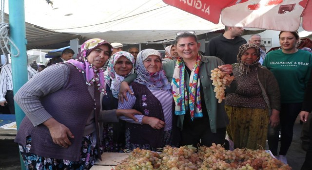 Başkan Çerçioğlu Koçarlı pazarında vatandaşlarla buluştu