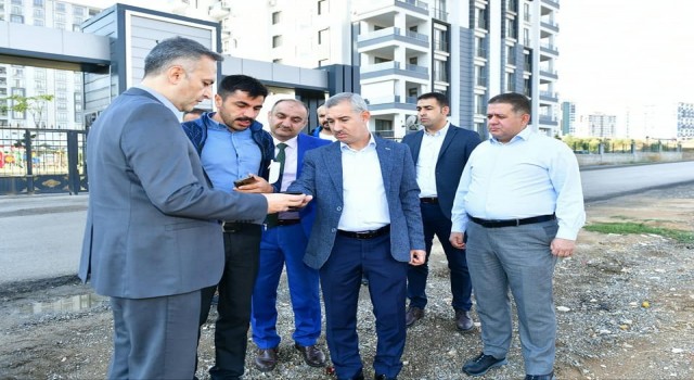 Başkan Çınar, yol yenileme ve düzenleme çalışmalarını inceledi
