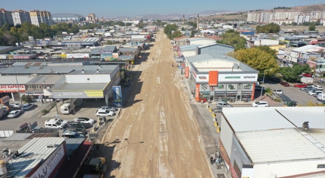 Başkan Çolakbayrakdar; “Yeni Sanayi Bölgesini de yeniliyoruz”