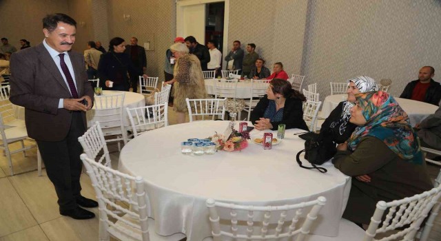 Başkan Deveciden üniversitelilere çağrı: “Atakumlu olun”