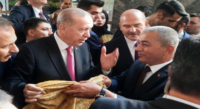 Başkan Kaplan, muhtarla Ankaraya çıkarma yaptı