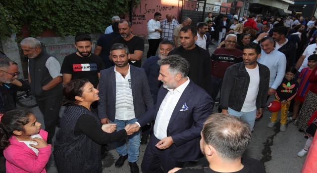 Başkan Sandala Emek Mahallesinde sıcak karşılama