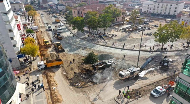 Başkan seçim öncesi söz vermişti, kent şantiye alanına döndü