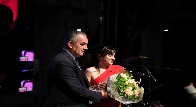 Başkan Semih Esen: Cumhuriyet ile çok güzelsin Konyaaltı
