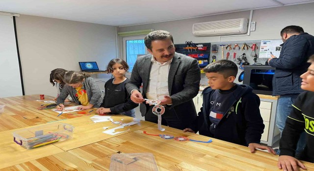 Başkan Vekili Aydoğandan TEGV Muradiye Öğrenim Birimine ziyaret