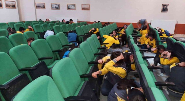 Bayburtta okullarımızda eş zamanlı tatbikatlar gerçekleştirildi