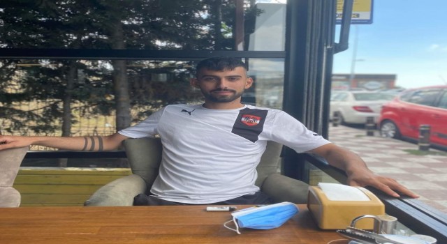 Beylikdüzünde AVM otoparkında ‘hızlı gittin dedi, öldüresiye darp edildi