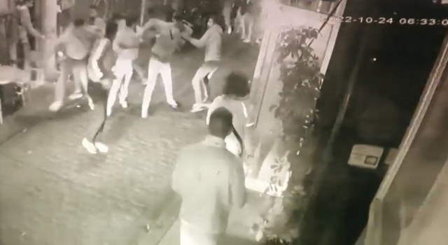 Beyoğlunda silahlı saldırı öncesi meydan kavgası kamerada
