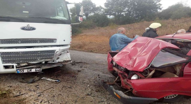 Bigada süt tankeri ile otomobilin çarpıştı kazada, 83 yaşındaki kadın hayatını kaybetti