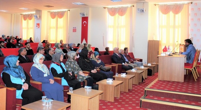 Bilecikte “Din ve Kişisel Gelişim” konulu konferans düzenlendi