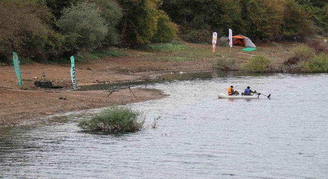 Boluda balık ölümleri sazan yakalama yarışını sonlandırdı