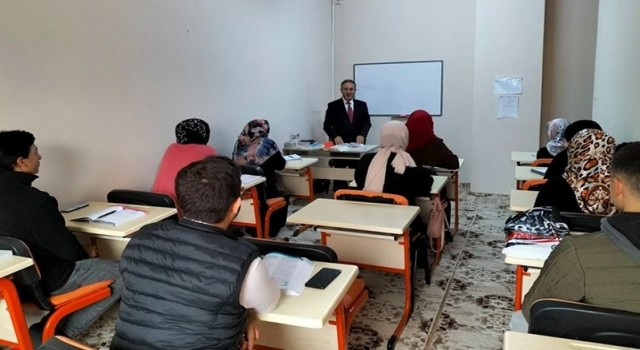 Bozüyükte KPSS DHBT hazırlık kursu açıldı