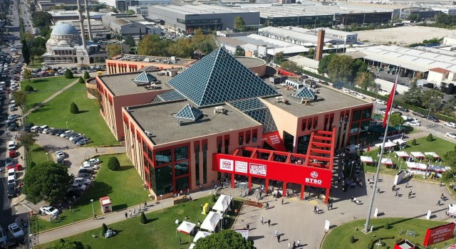 BTSO Yönetim Kurulu Başkanı Burkay: “İş dünyamızın demokrasi şöleninde kazanan Bursa oldu”