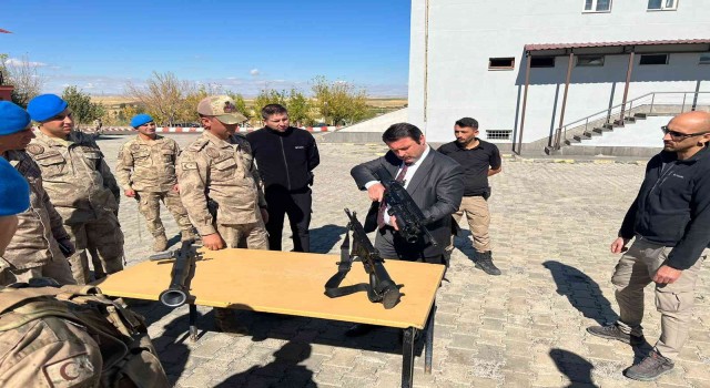 Bulanık Kaymakamı Ocak, köy ve belde gezileri sürüyor