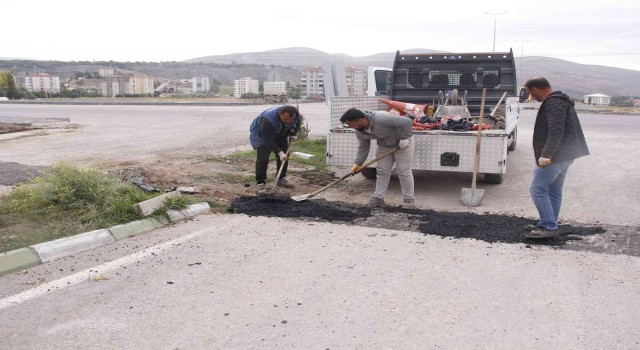 Bünyanda asfalt çalışmaları sürüyor