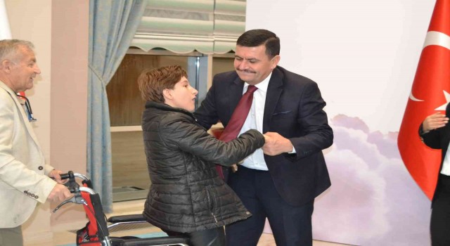 Burdurda 29 Ekim resepsiyonu ve Ece Mumay konseri