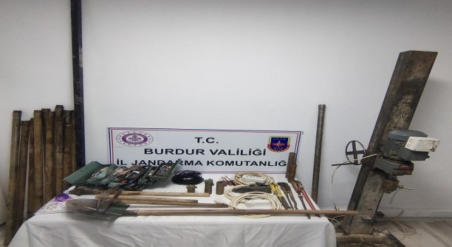 Burdurda kaçak kazı operasyonu