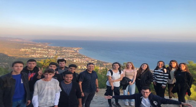 Burhaniye MYOda öğrenciler için uyum gezisi düzenlendi