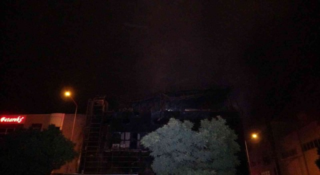 Bursada et deposunda çıkan yangın 3 saat sonra söndürüldü