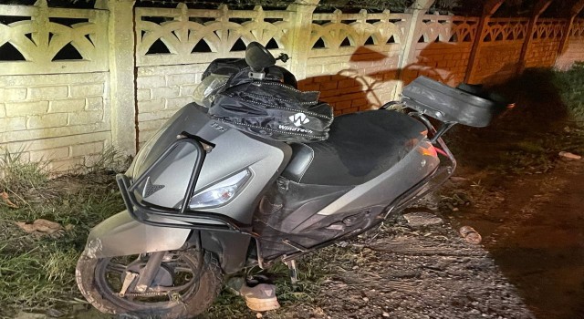 Bursada otomobille çarpışan motosikletteki kurye yaralandı