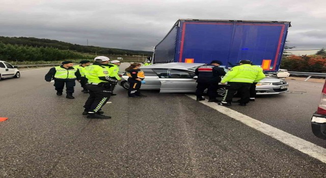 Bursada yağışlı hava kazayı beraberinde getirdi: 2 ölü