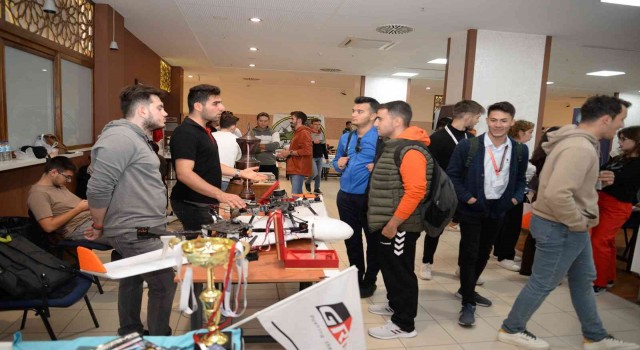 BUÜden yeni öğrenciler için oryantasyon programı