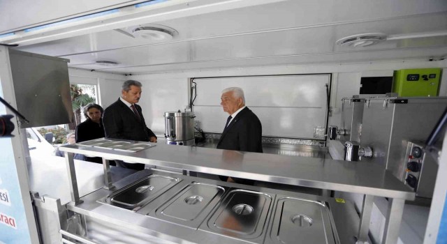 Büyükşehir mobil ikram araç sayısını 4e çıkardı