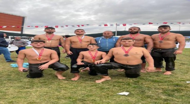 Büyükşehir pehlivanlarından önemli başarı