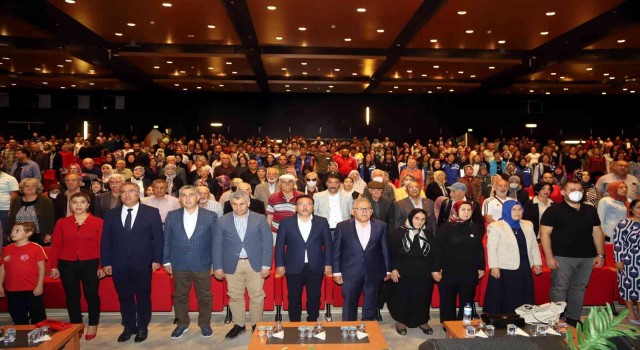 Büyükşehirden Yaşlılar Günü etkinliği