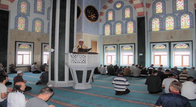 Camiler ve Din Görevlileri Haftası etkinliği olarak Kuran okundu