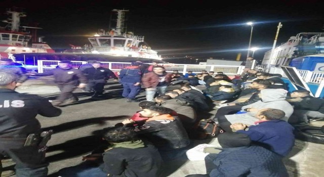 Çanakkalede 56 kaçak göçmen yakalandı