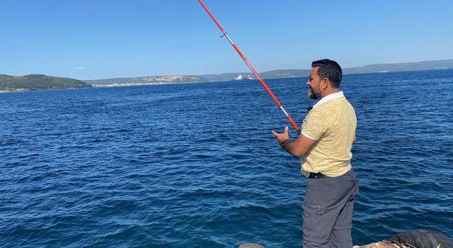 Çanakkalede olta balıkçıları balık azlığından dertli