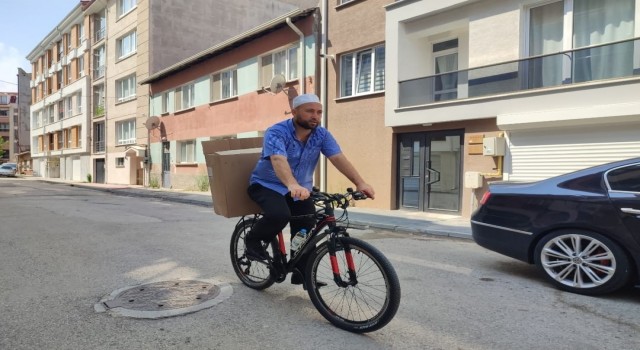 Çevirdiği pedallarla ihtiyaç sahibi ailelerin umudu oluyor