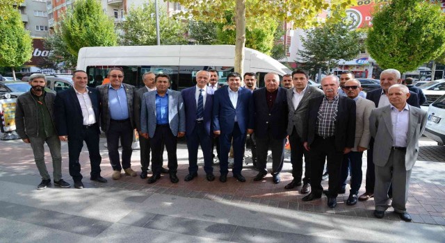 CHP, Ahi Esnafını ziyaret ederek Kırşehirde seçim çalışmalarına başladı