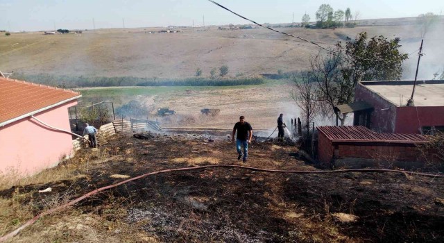 ‘Çöpleri tutuşturayım derken az daha evi yakacaktı
