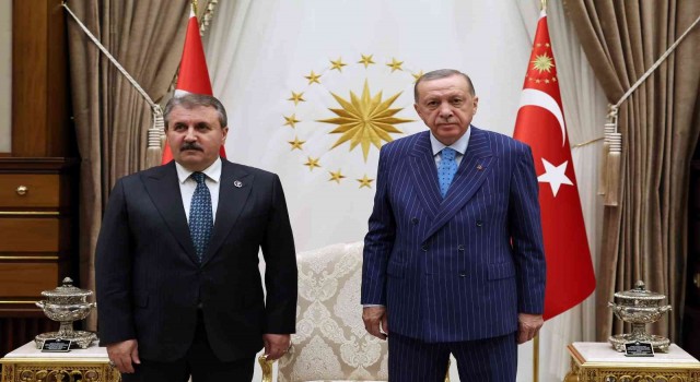 Cumhurbaşkanı Erdoğan, BBP Genel Başkanı Destici ile görüştü