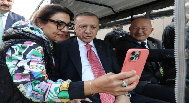Cumhurbaşkanı Erdoğan, Galataport İstanbulda incelemelerde bulundu