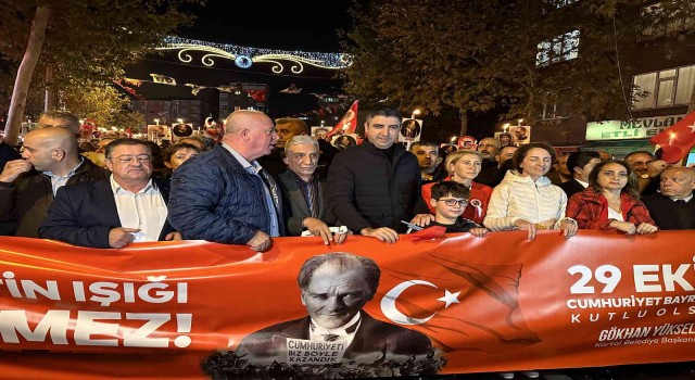 Cumhuriyetin 99uncu yılı Kartalda coşkuyla kutlandı